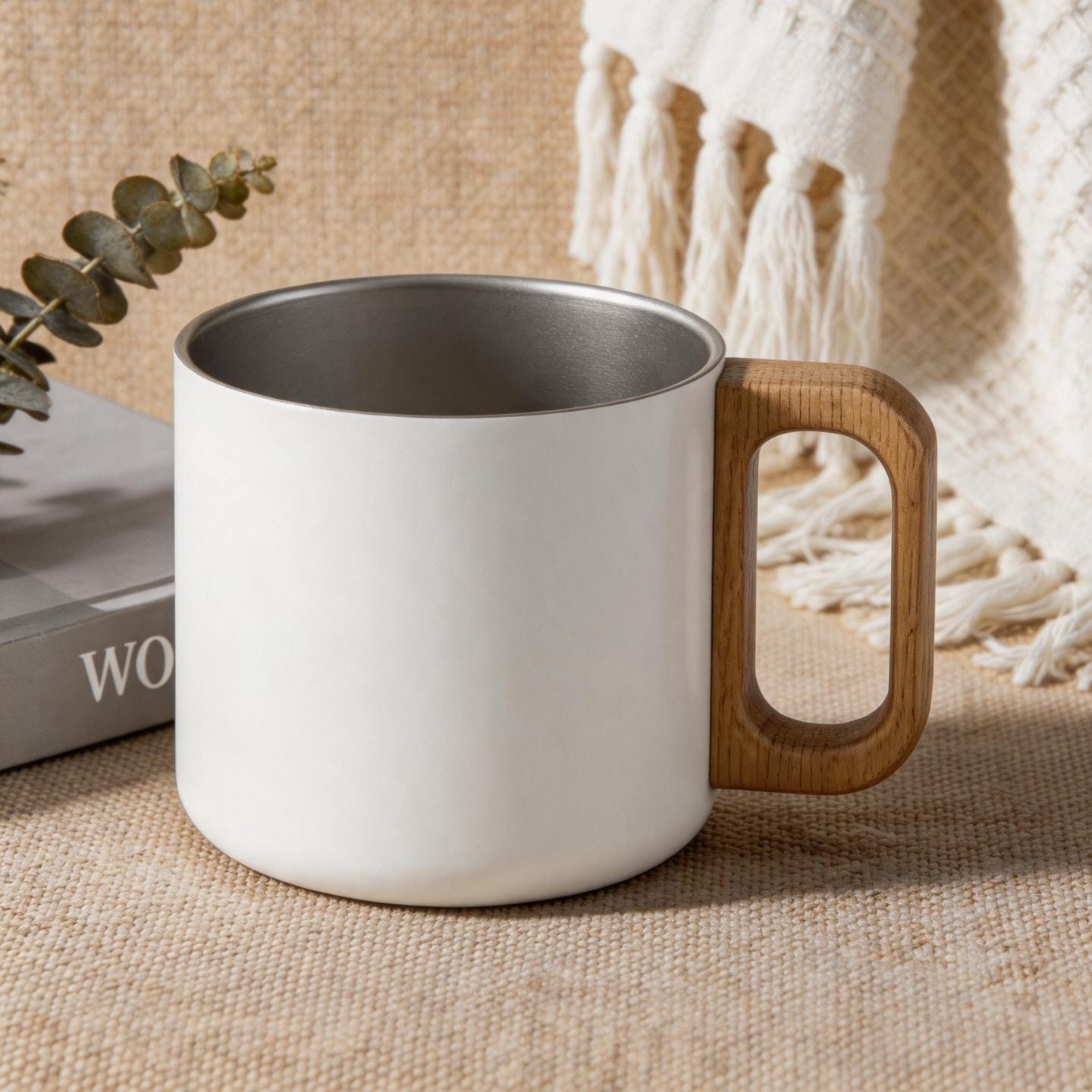 白杯木把手不鏽鋼咖啡杯 簡約 ins 風水杯 家用辦公防燙喝水杯 White Stainless Steel Mug with Wooden Handle, Minimalist Ins-Style Cup