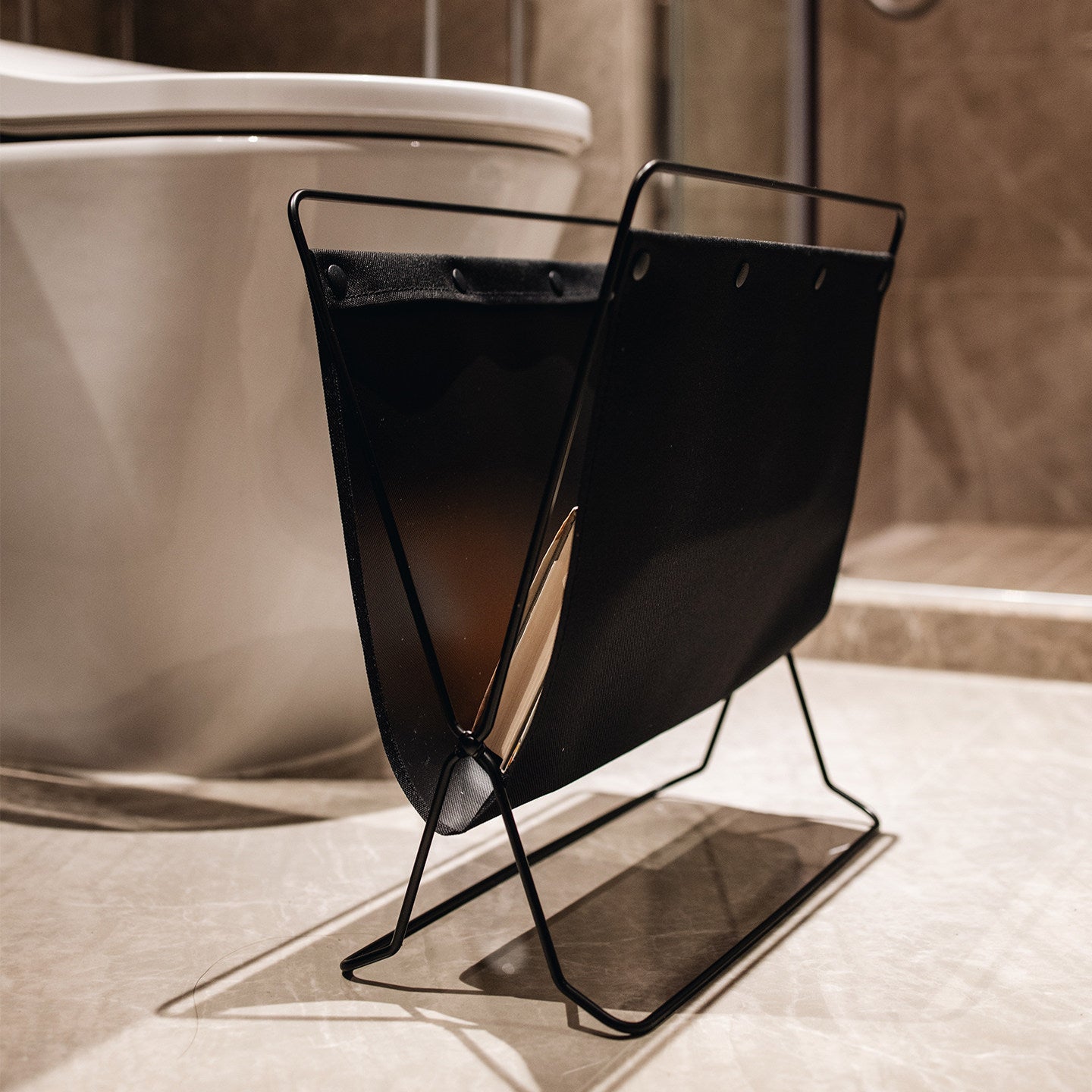 折疊拆裝皮革雜誌架置物收納架雜誌架落地桌面皮制資料架	 Foldable Leather Magazine Rack, Storage Organizer, Floor and Desktop Leather Document Rack