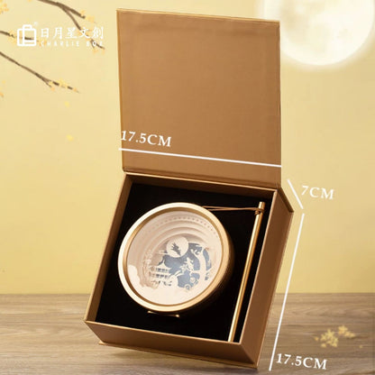 中秋玉兔望月圓形手提紙雕燈籠 金屬圓框可懸掛便攜小夜燈 中秋企業定製文創伴手禮 Mid-Autumn Moon Rabbit Handheld Round Paper Lantern, Customizable Corporate Festival Gift Light