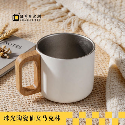 白杯木把手不鏽鋼咖啡杯 簡約 ins 風水杯 家用辦公防燙喝水杯 White Stainless Steel Mug with Wooden Handle, Minimalist Ins-Style Cup