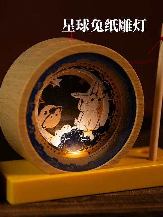 星空玉兔星球圓形木質手提紙雕燈籠 中秋迷你桌面小夜燈 兒童中秋文創伴手禮擺件 Star Rabbit Round Wooden Handheld Paper Lantern, Mid-Autumn Mini Night Light Gift