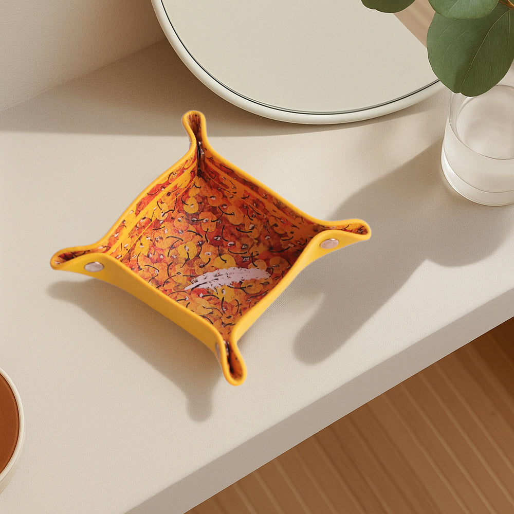 周藝文| 日月星 《愛在深秋》迷你折疊盤Love in Late Autumn Mini Foldable Tray