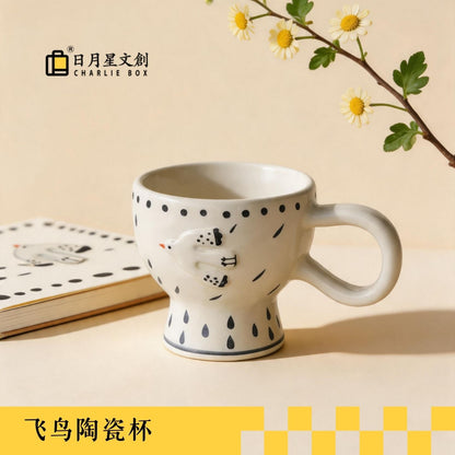 手繪圓點立體飛鳥馬克杯 Hand-painted Polka Dot 3D Bird Mug