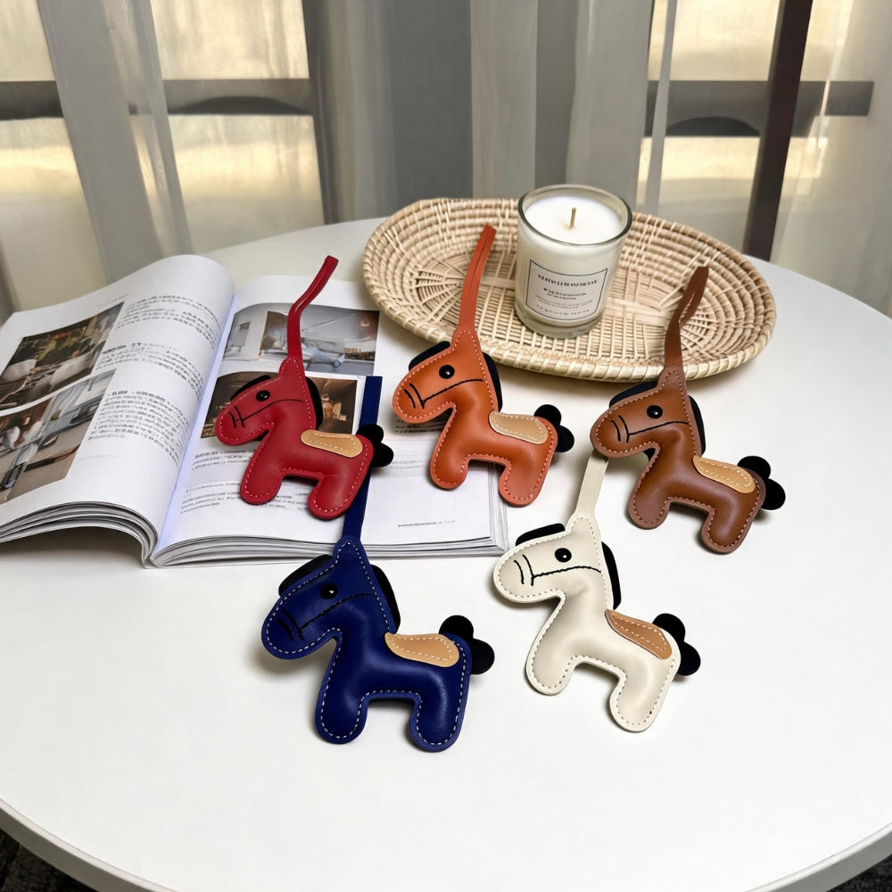 PU皮革小馬包包服裝掛件汽車鑰匙扣卡通配飾小馬掛飾 PU Leather Pony Bag Charm, Car Keychain, Cartoon Ornament & Pony Pendant Accessories