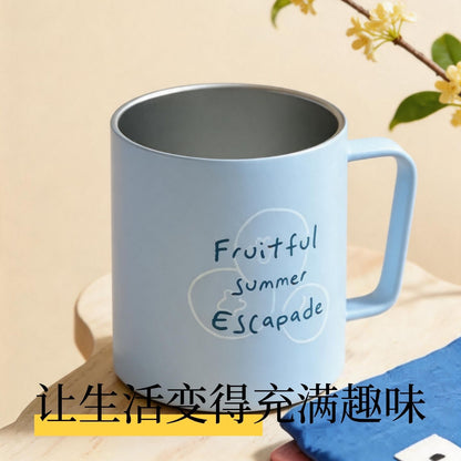 淺藍色英文簡約不鏽鋼馬克杯 啞光 ins 風水杯 居家辦公咖啡飲水杯 Pale Blue Minimalist Letter Stainless Steel Mug, Matte Ins Style Cup, Drinkware for Home Office Coffee