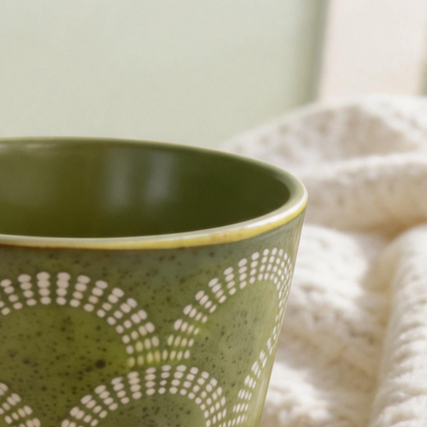 復古浮雕魚鱗紋陶瓷馬克杯 Vintage Embossed Fish‑Scale Ceramic Mug