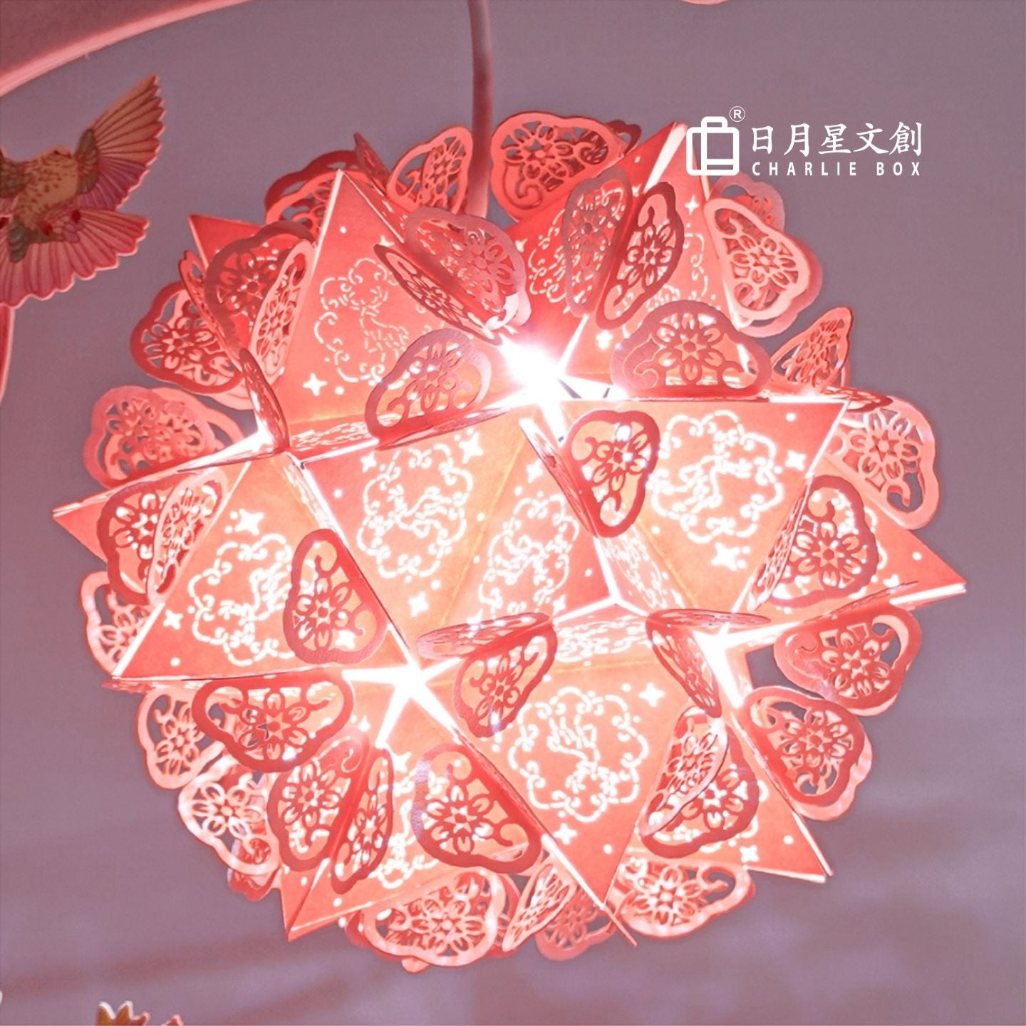花叢鹿漫月牙粉 DIY 立體花球紙雕燈 粉木彎月框光影小夜燈 少女心浪漫生日情人節文創禮物 Deer & Flower Crescent Moon DIY Paper Carving Lamp, Romantic Girly Ambient Night Light
