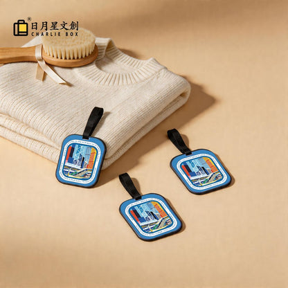 【買二送一】一卡藏港韻 香氣憶香江 日月星原創IP港風香薰香卡 【Buy 2 Get 1 Free】One Card with Hong Kong Charm Fragrance Memory, Jiang Riyue Star Original IP, Hong Kong Wind Aromatherapy Fragrance Card