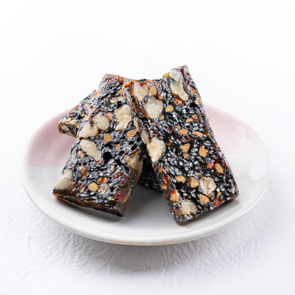 尚品芝麻核桃糕 (200克) Premier Food Sesame Walnut Cake (200g)