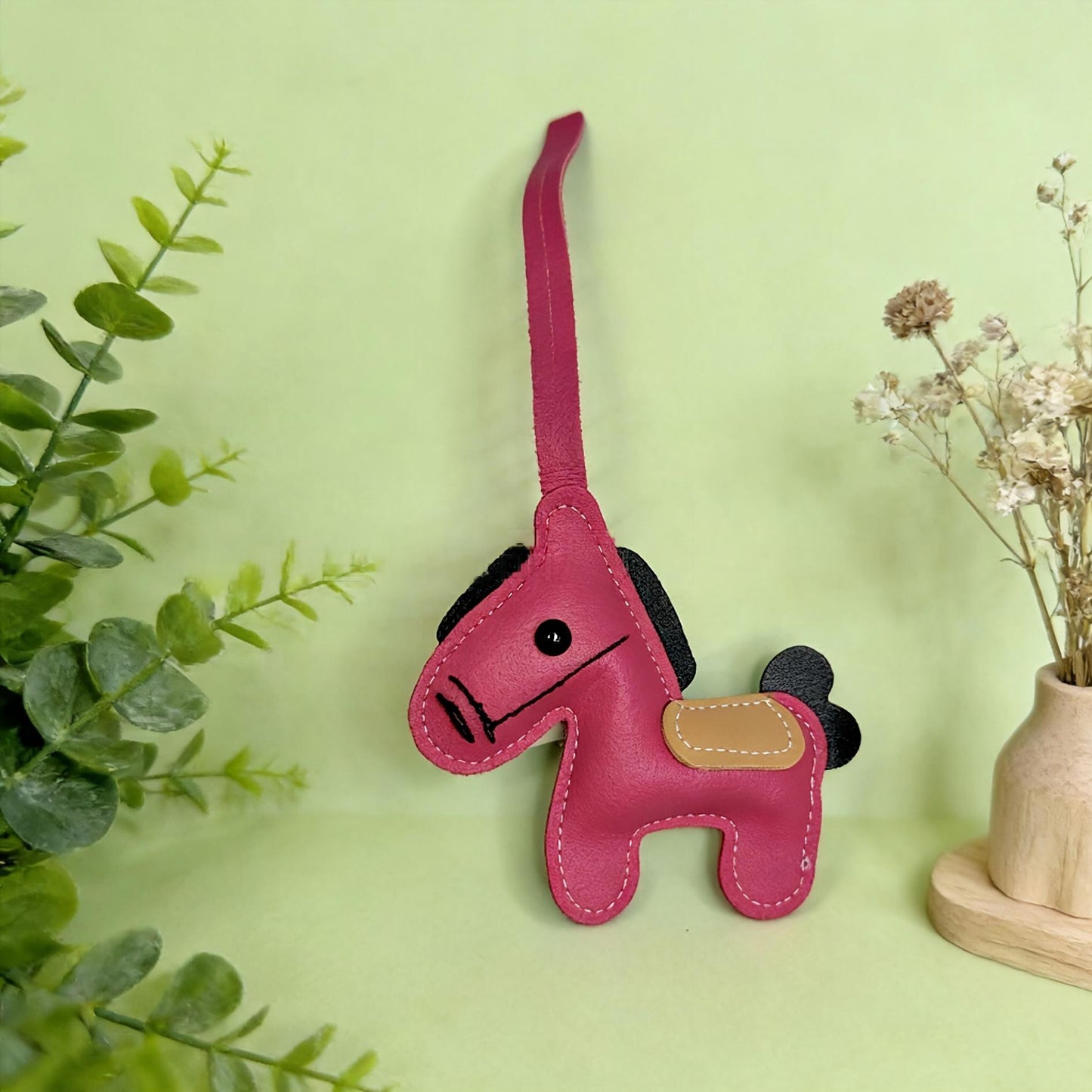 PU皮革小馬包包服裝掛件汽車鑰匙扣卡通配飾小馬掛飾 PU Leather Pony Bag Charm, Car Keychain, Cartoon Ornament & Pony Pendant Accessories