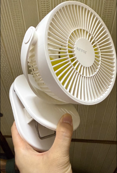 幾素廚房掛壁式小風扇小型學生宿舍床上衛生間輕音夾式USB可充電夾子辦公室桌上桌面牆壁廁所電扇超長續航 JISULIFE Wall-Mountable Clip Fan – Mini for Kitchen, Dorm, Bathroom – Ultra-Quiet, USB Rechargeable, Long Battery Life