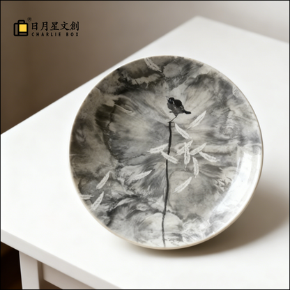 周藝文｜日月星《大海的浪花是羽毛》陶瓷盤 The Sea’s Waves Are Feathers Ceramic Plates