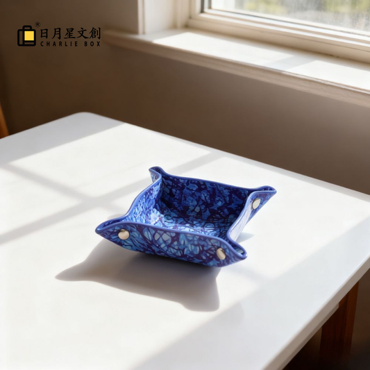 周藝文|日月星《被困擾的哲學》迷你折疊盤 The Tormented Philosophy Mini Folding Tray
